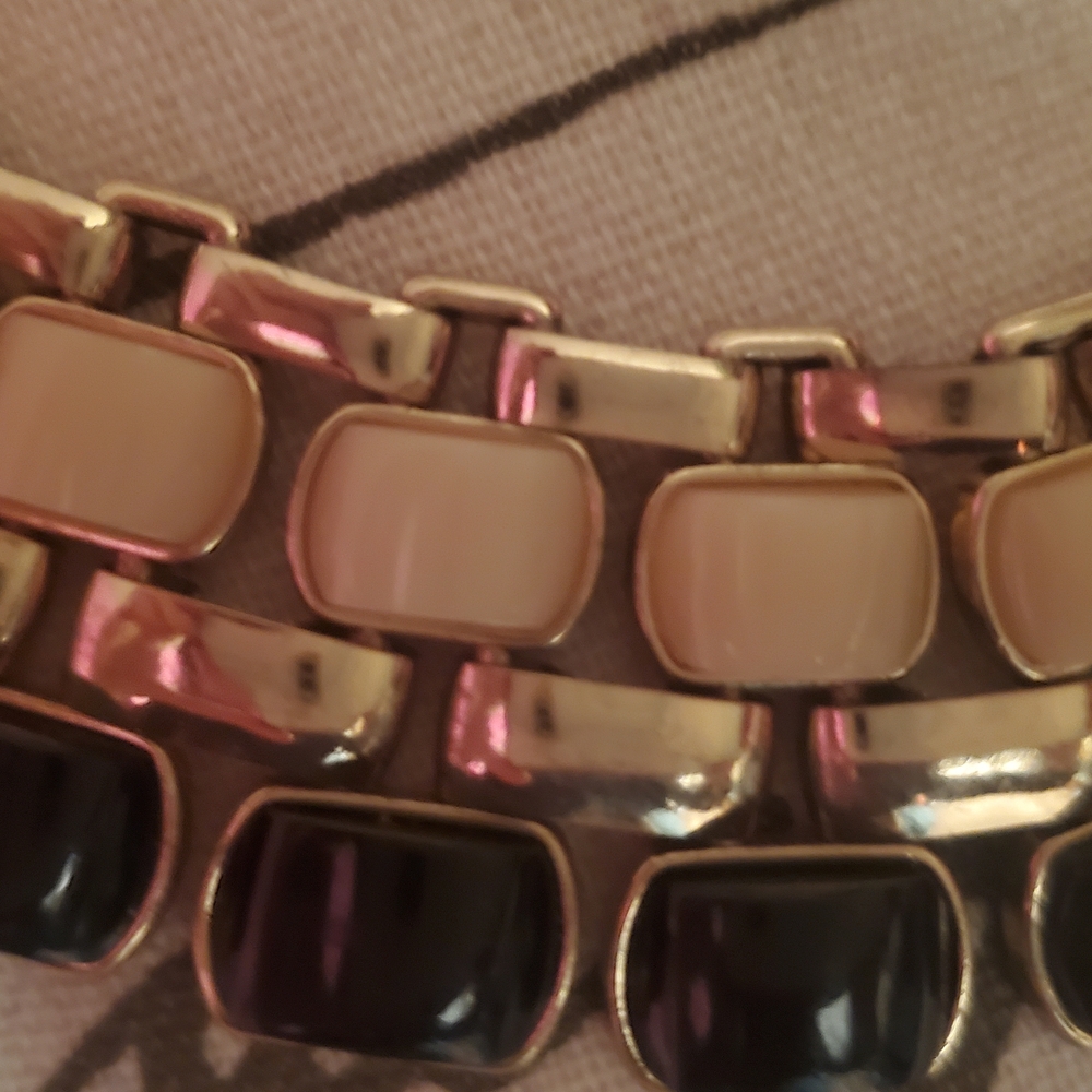The Limited Gold and Black Statement Necklace - Picture 2 of 4